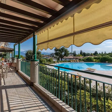 Delizioso Vista Apartment Desenzano del Garda