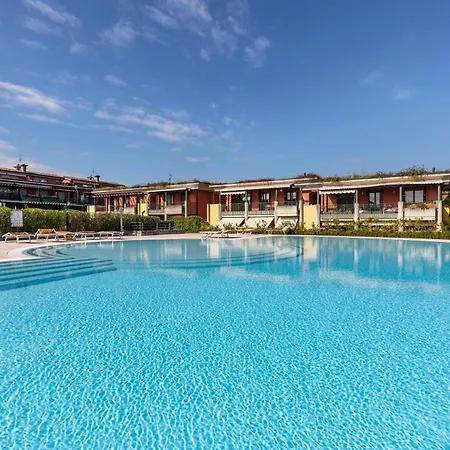 Delizioso Vista Desenzano del Garda